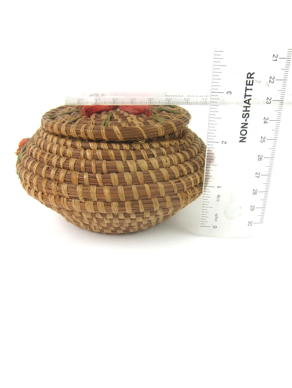 Coushatta Pine Needle Basket Applied Flowers Lidded Native American Vintage RARE